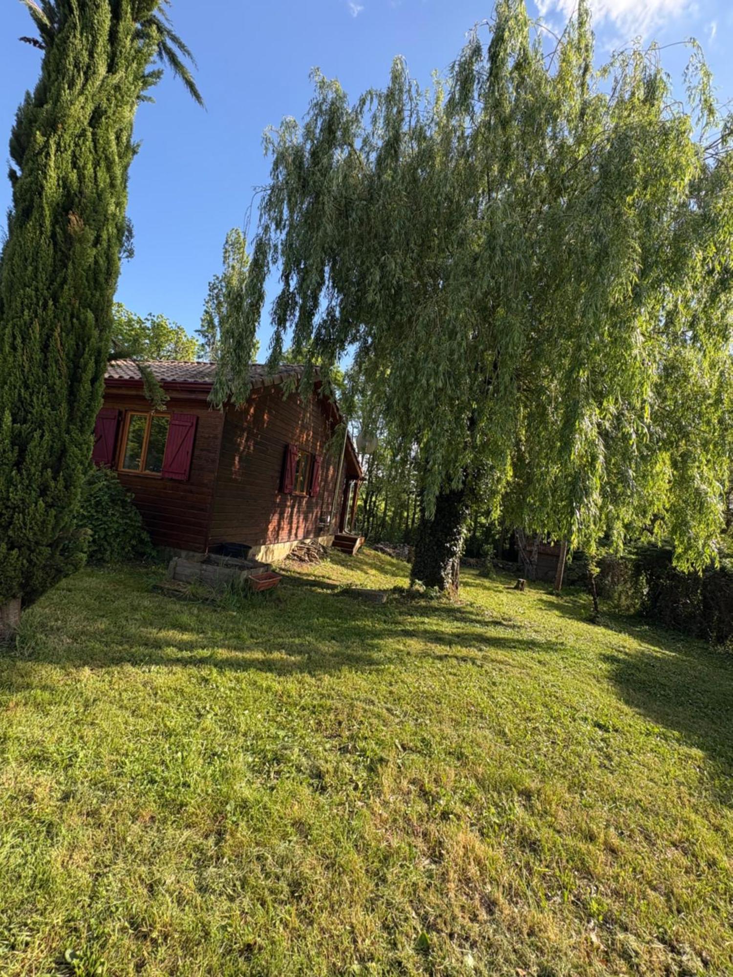 Chez Mamie Villa LʼIsle-Jourdain Eksteriør bilde